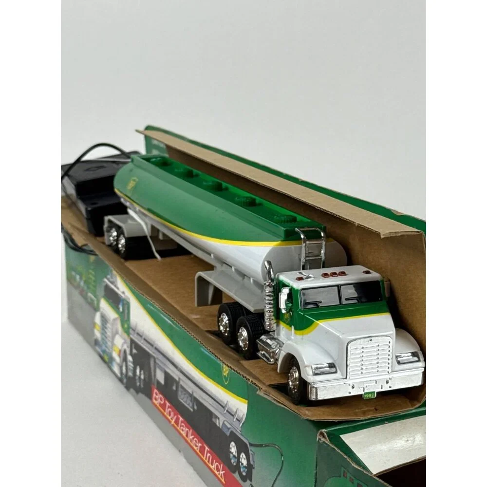 Vintage Bp 1992 Limited Edition 1:24 Remote Control Toy Tanker Truck Not tested